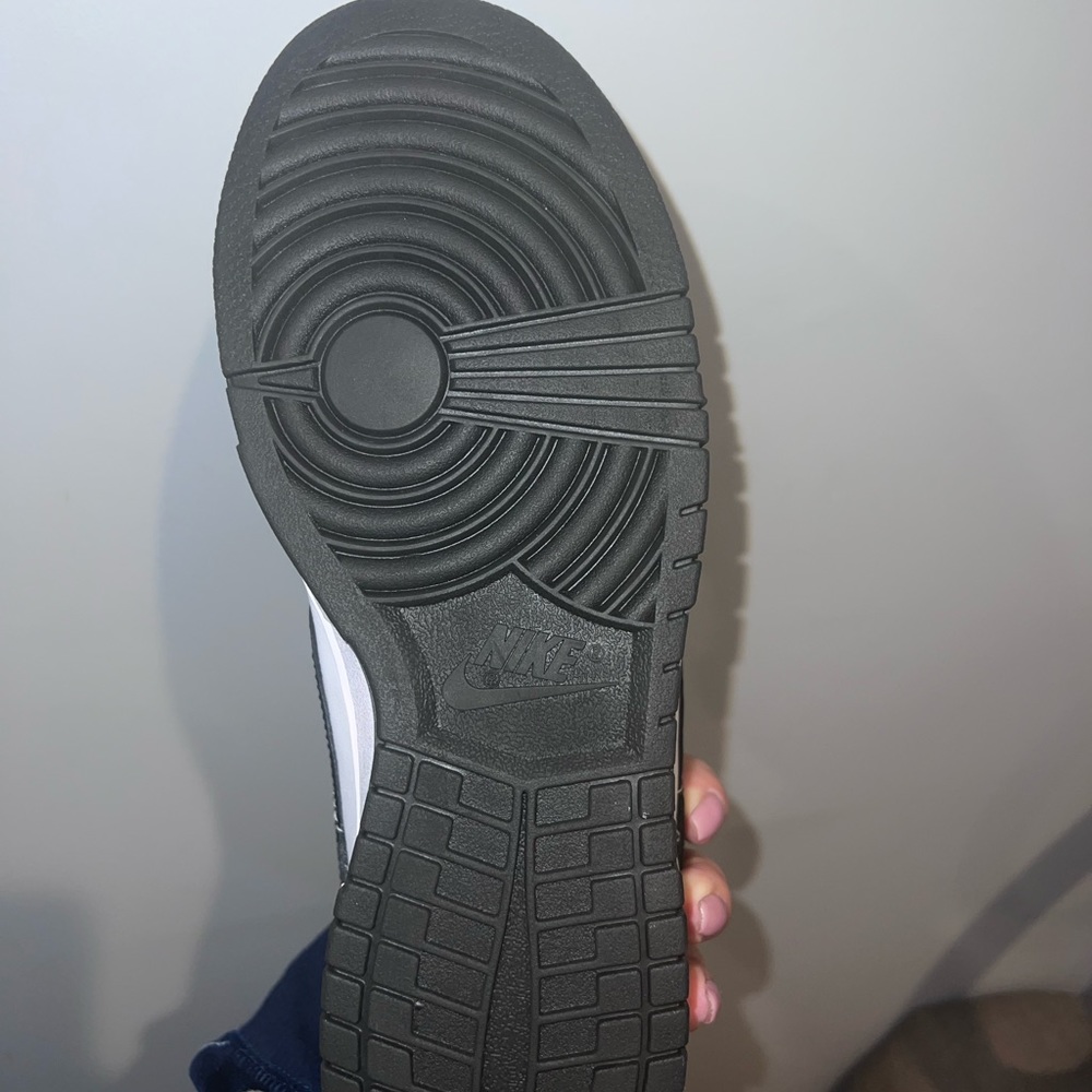 Nike Dunk Low “Black White” - Picture 4 of 6
